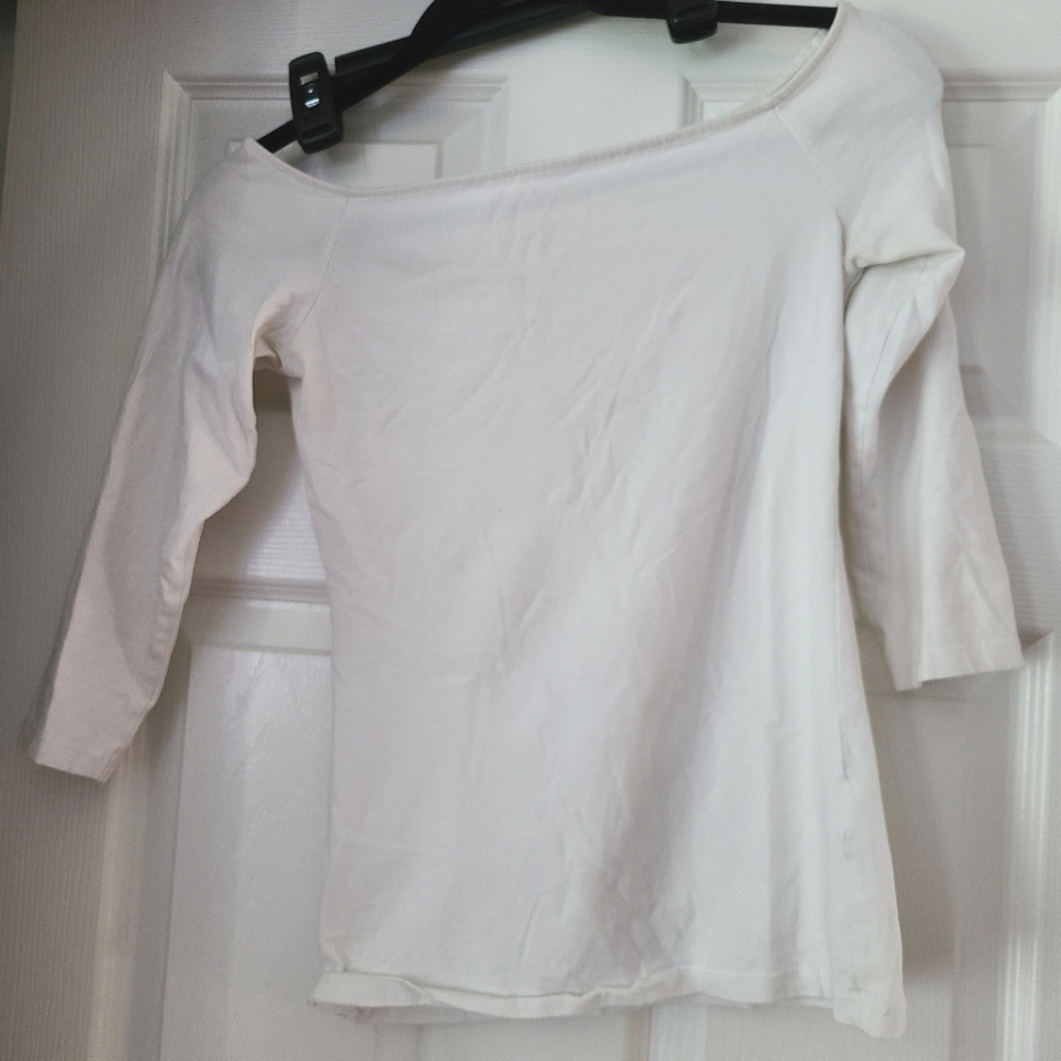 H & M Basic White Top